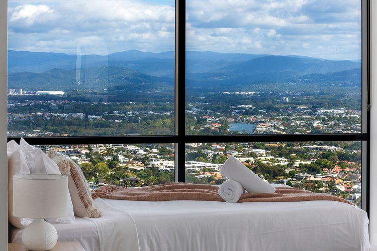 Circle On Cavill High Floor 1 Bedroom Apartment