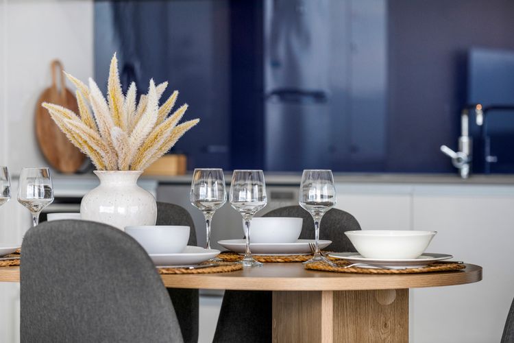 Circle On Cavill High Floor 1 Bedroom Apartment