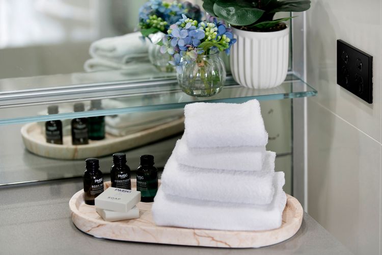 Circle On Cavill High Floor 1 Bedroom Apartment