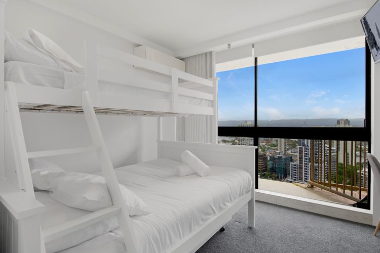 Imperial Surf Modern Beachfront Apartment