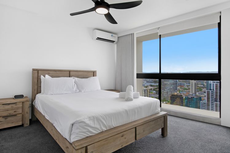 Imperial Surf Modern Beachfront Apartment