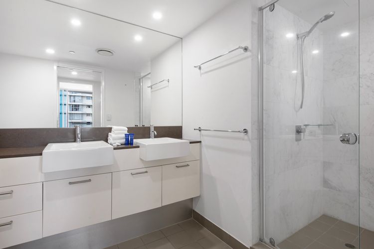 3 Bedroom Apartment Close To The Beach