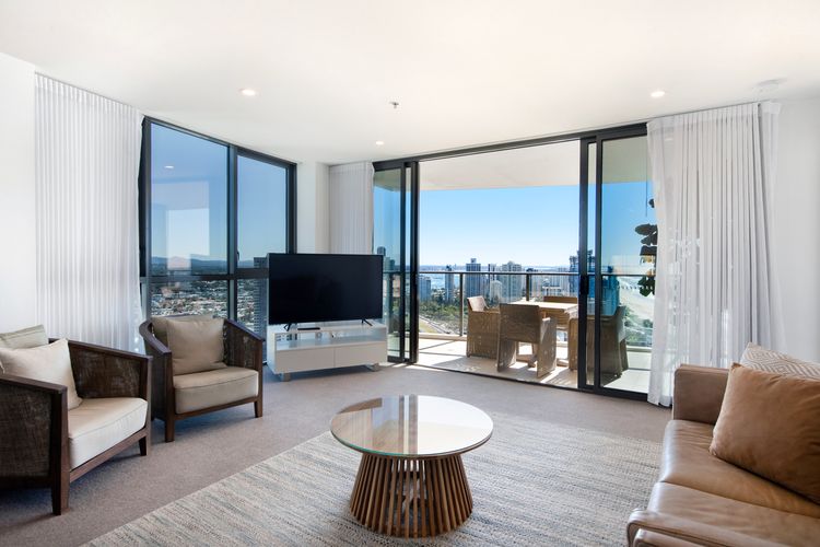 Rhapsody Stunning Ocean Views Apartment
