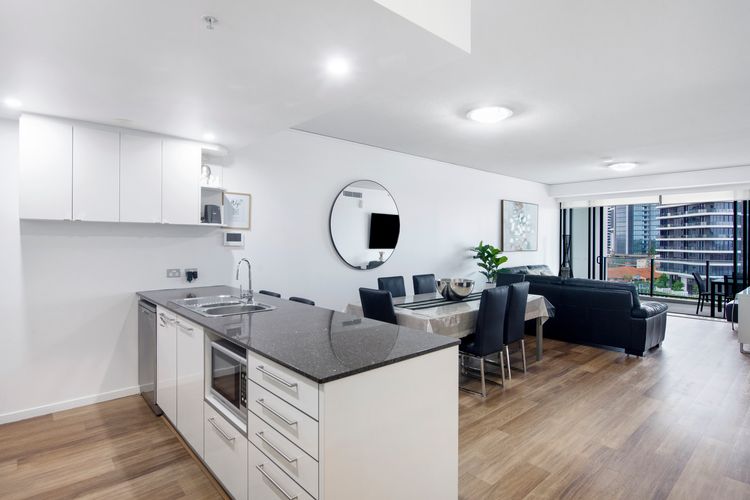 Sierra Grand Spacious 3 Bedroom Apartment