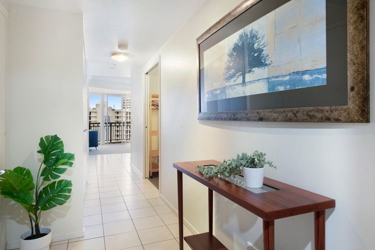 Chevron Renaissance – Spacious 2 Bedroom Haven