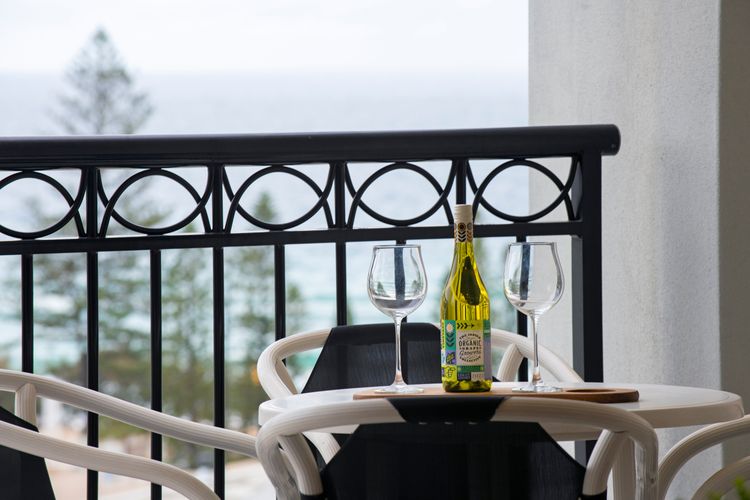 Chevron Renaissance – Spacious 2 Bedroom Haven