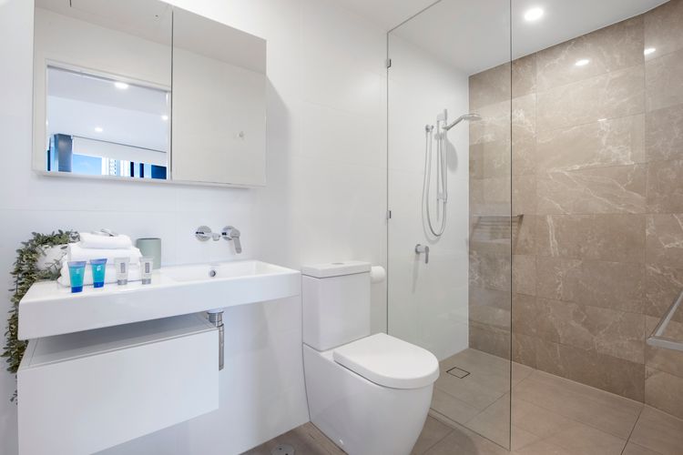 Couples Escape in Ruby Surfers Paradise