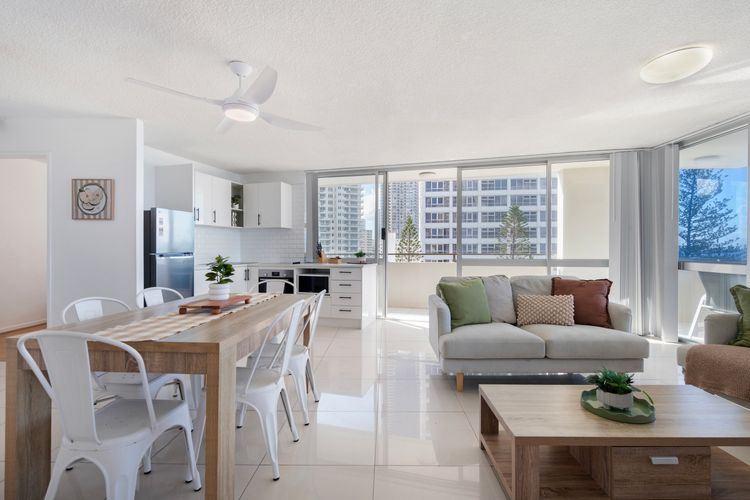The Sands Beachfront 3 Bedroom Apartment
