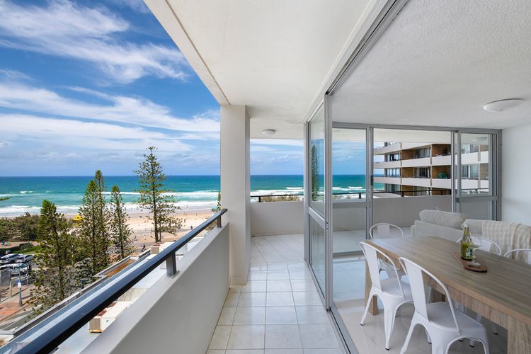 The Sands Beachfront 3 Bedroom Apartment