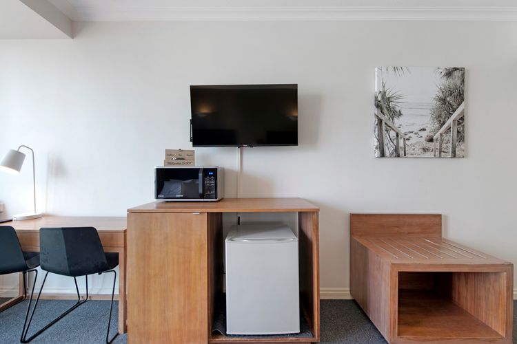 Two Bedroom Dual Key At Legends Resort