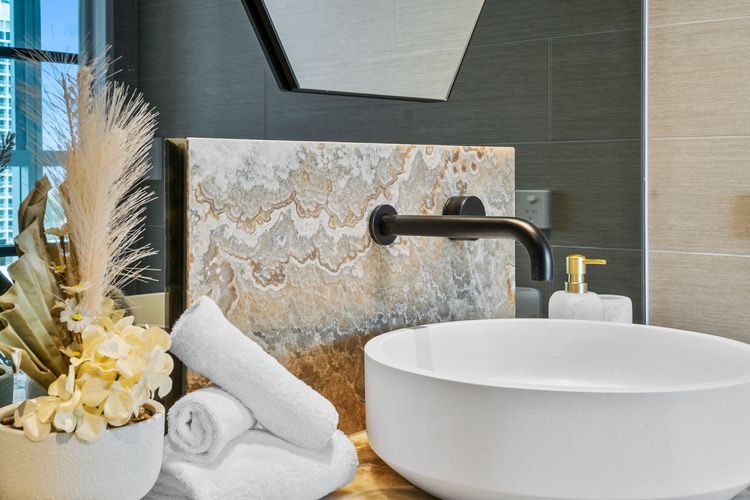 Jewel Residences – Luxury One Bedroom Apartment