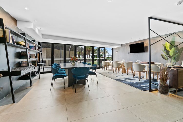 Jewel Residences – Luxury One Bedroom Apartment