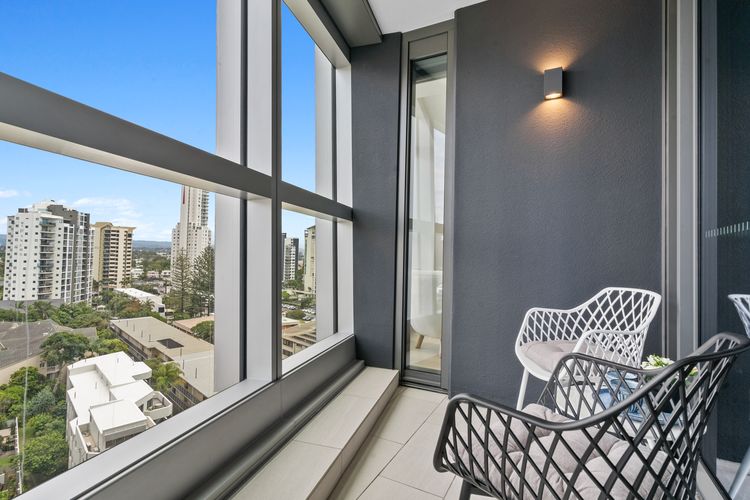 Jewel Residences – Luxury One Bedroom Apartment