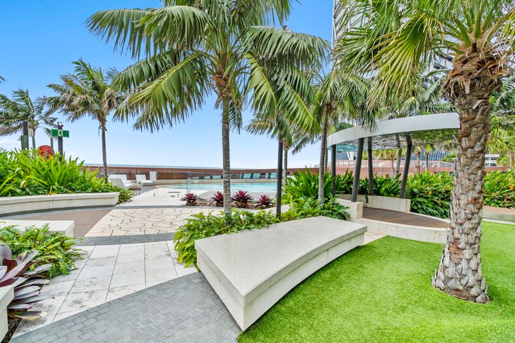 Jewel Residences – Luxury One Bedroom Apartment