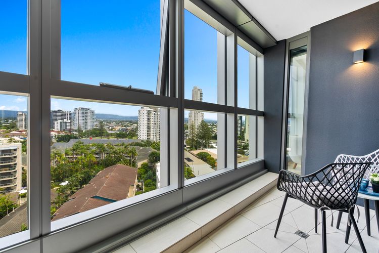 Jewel Residences – Luxury One Bedroom Apartment