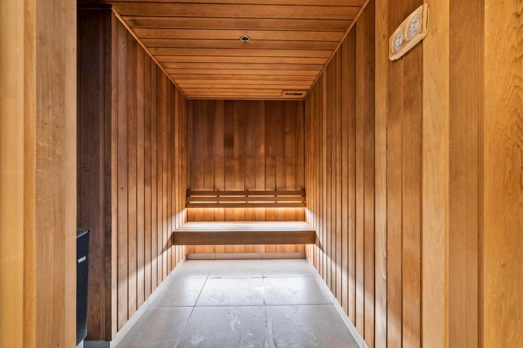 Jewel Residences – Luxury One Bedroom Apartment