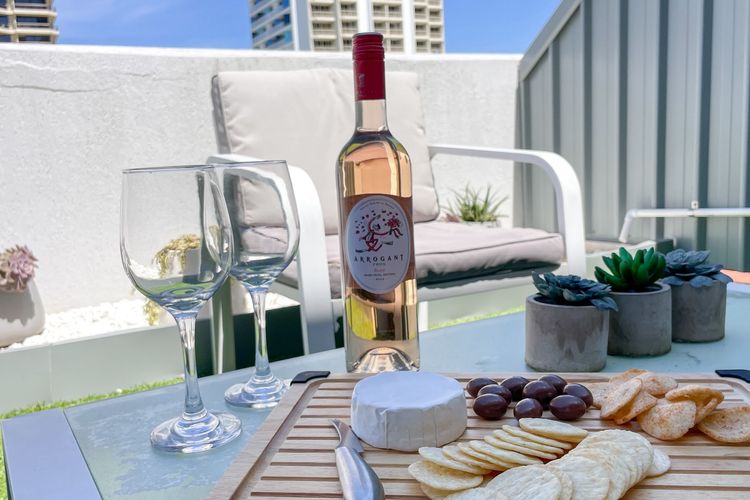 Unbeatable Location – Spacious 3 bedroom townhouse