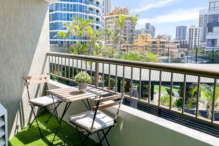 Unbeatable Location – Spacious 3 bedroom townhouse