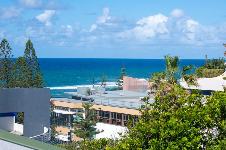 Unbeatable Location – Spacious 3 bedroom townhouse