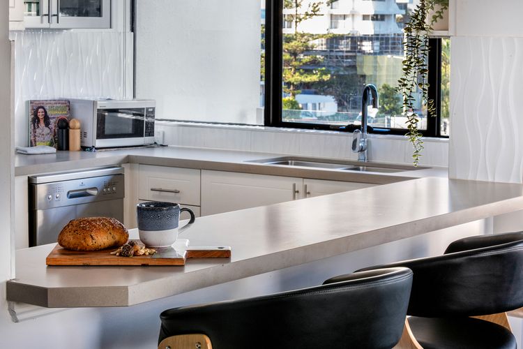 Sunny Surfers Stay – Beach & Tram at your doorstep