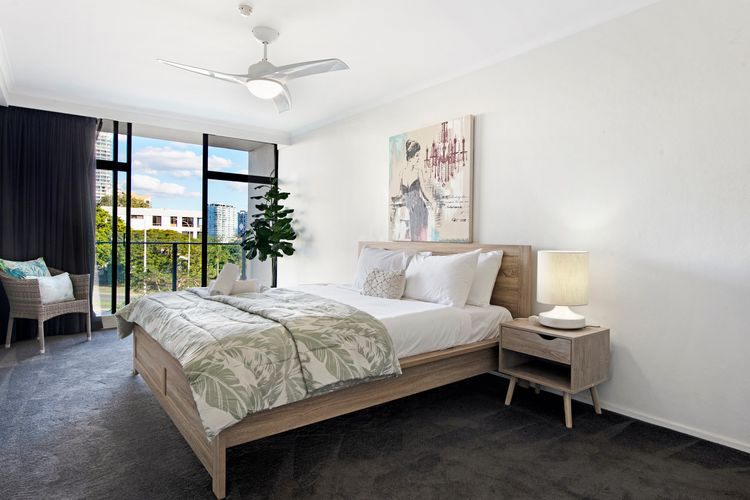 Sunny Surfers Stay – Beach & Tram at your doorstep