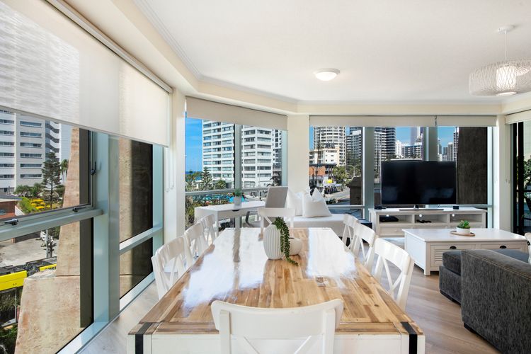 Family Fun at Sun City 3BR Near Beach