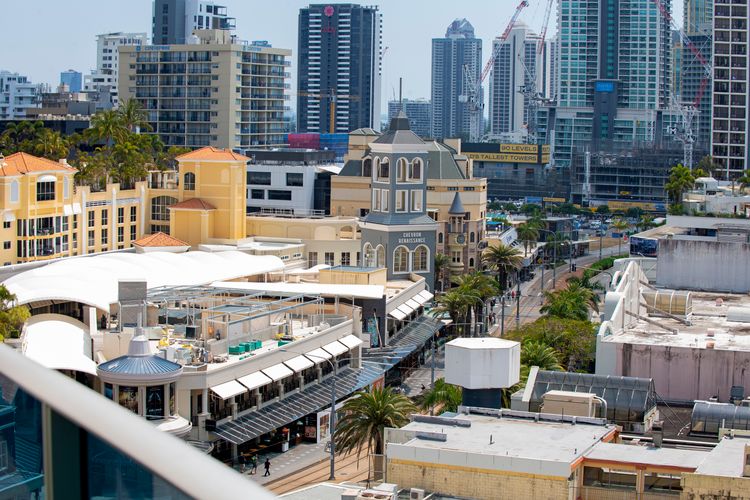 Deluxe Two Bedroom Hilton Apartment