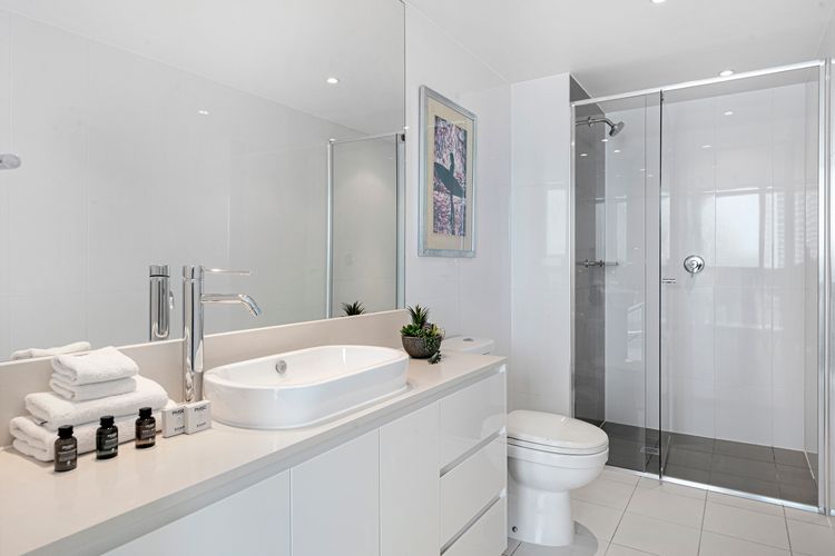 Deluxe Two Bedroom Hilton Apartment