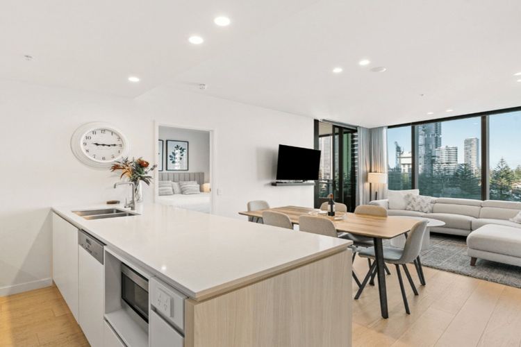 Signature Stunning 2 Bedroom Apartment