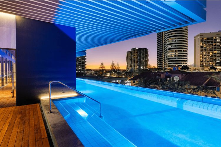 Signature Stunning 2 Bedroom Apartment