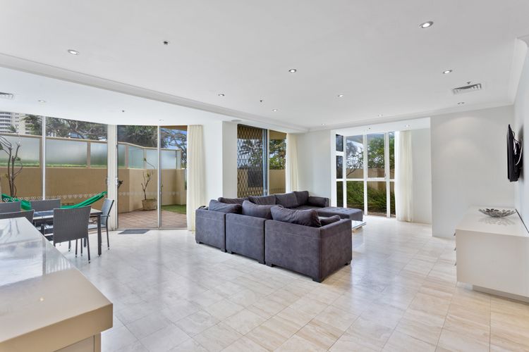 Spacious 3 Bedroom Family Apartment
