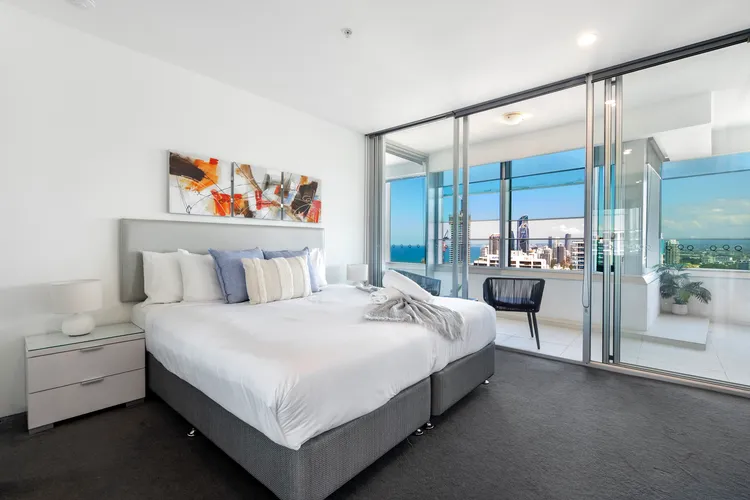 Luxury 3 Bedroom Apartment with Ocean Views