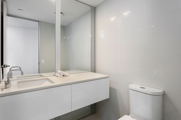 Luxury 3 Bedroom Apartment with Ocean Views