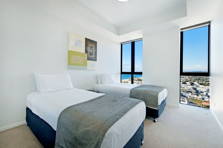 Private Rooftop Spa Penthouse apartment – Sierra Grand