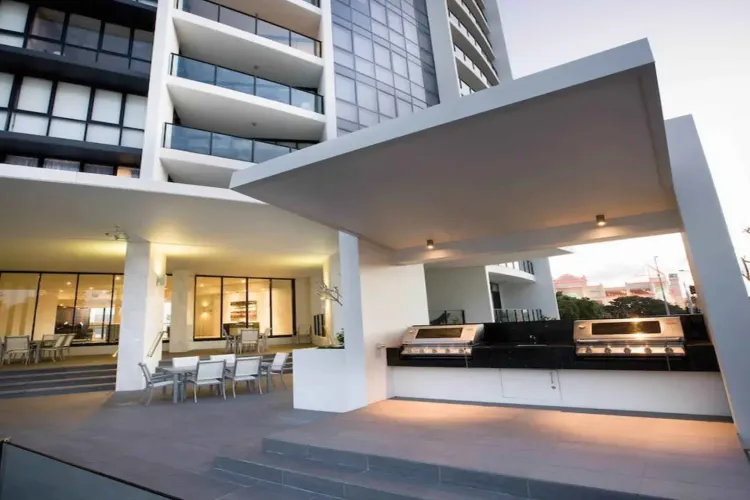 Hinterland Views 2BR apartment – Sierra Grand