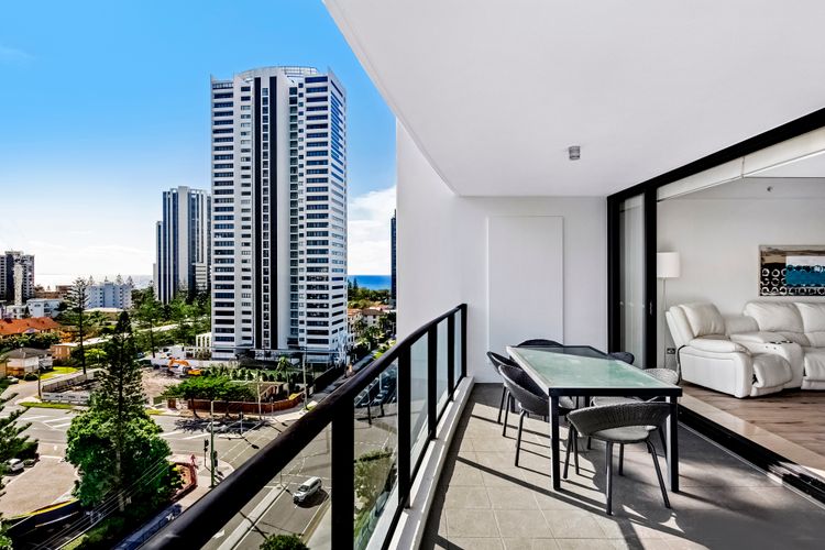 3BR Apartment Hinterland Views – Sierra Grand