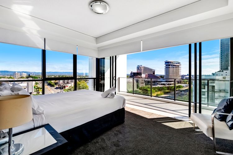 3BR Apartment Hinterland Views – Sierra Grand