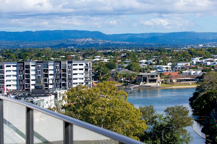 3BR Apartment Hinterland Views – Sierra Grand