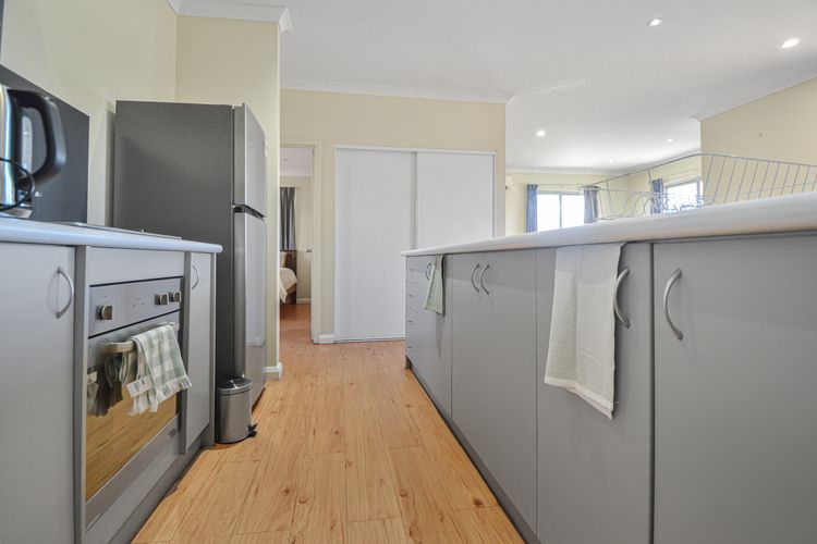 Marvellous McKay 3×2 Close to CBD