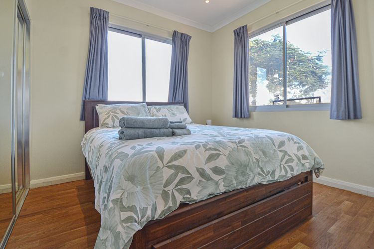 Marvellous McKay 3×2 Close to CBD