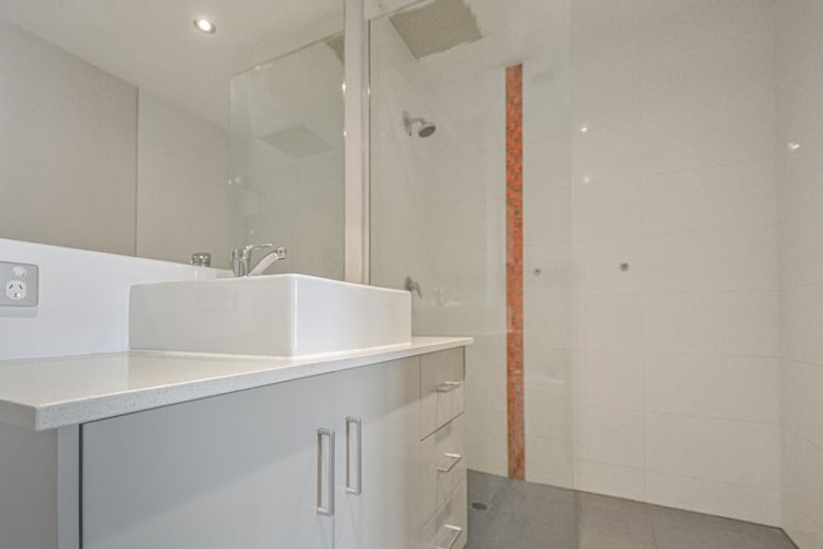 Dashing Delight Stylish 1×1