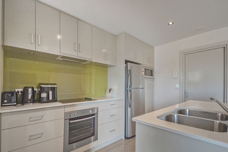 Dashing Delight Stylish 1×1