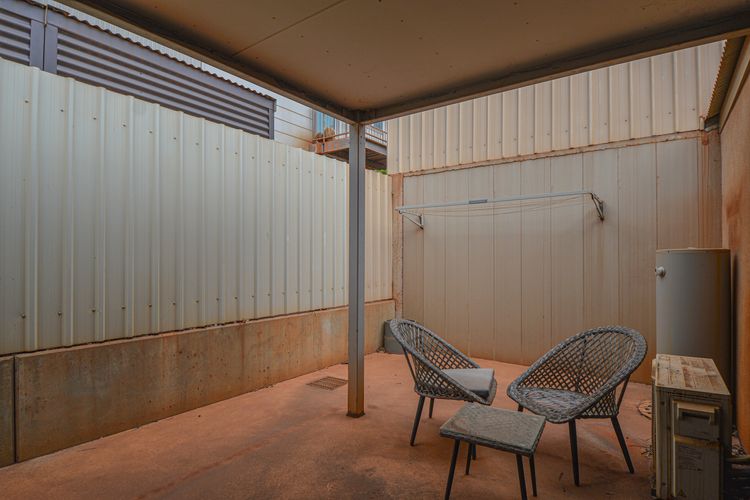 Marginal on Morgans Cute 1×1