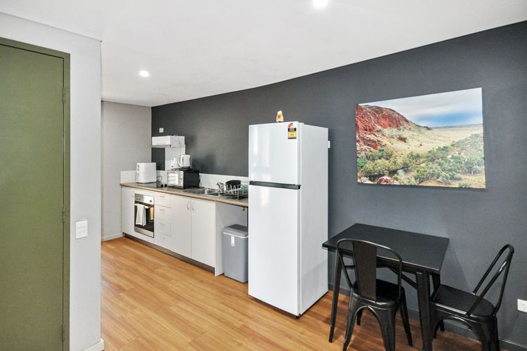 Supersized Studio Inexpensive 1×1