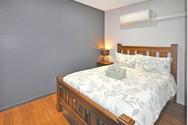 Substantial Studio 1×1