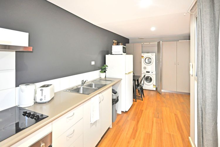 Substantial Studio 1×1