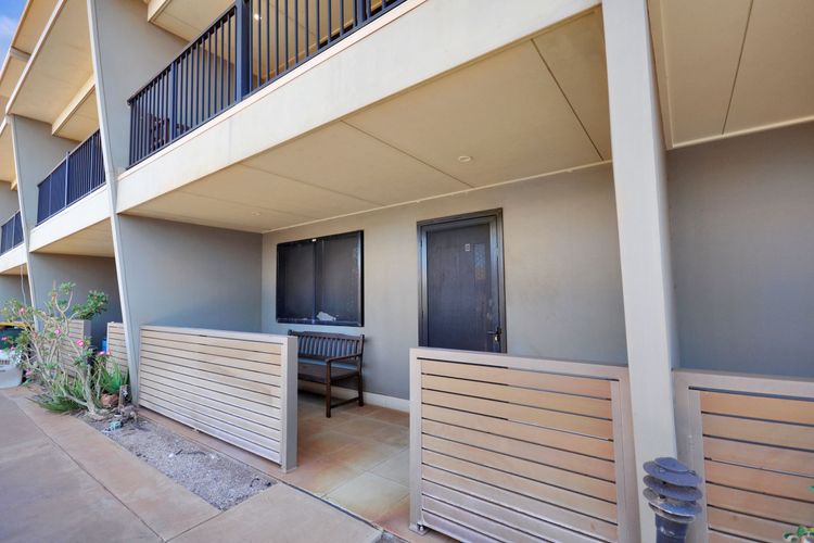 Cozy Kingsmill – 3×3 – 8/9 Kingsmill St