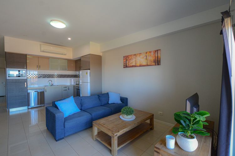 Edacious Edgar Modern 1×1