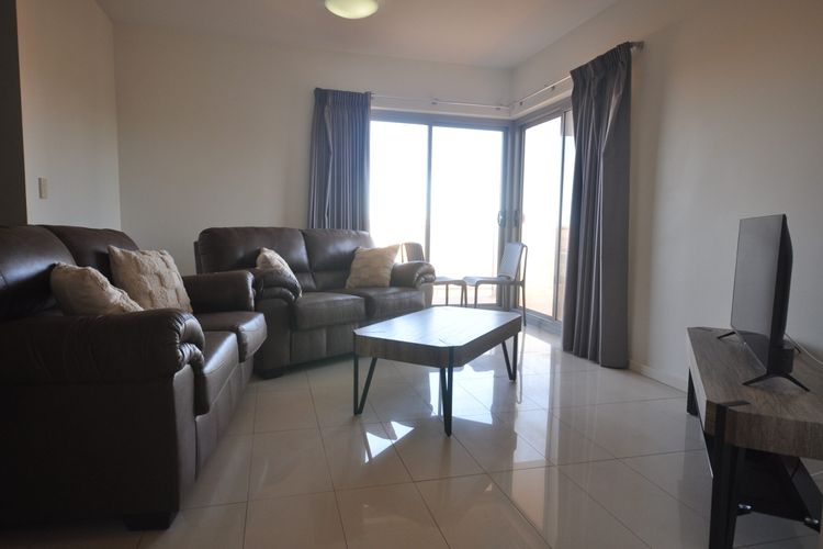 Elated Edgar 2×1 Close to CBD