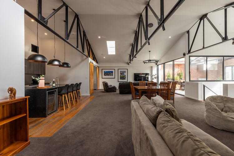 Newcastle CBD Penthouse